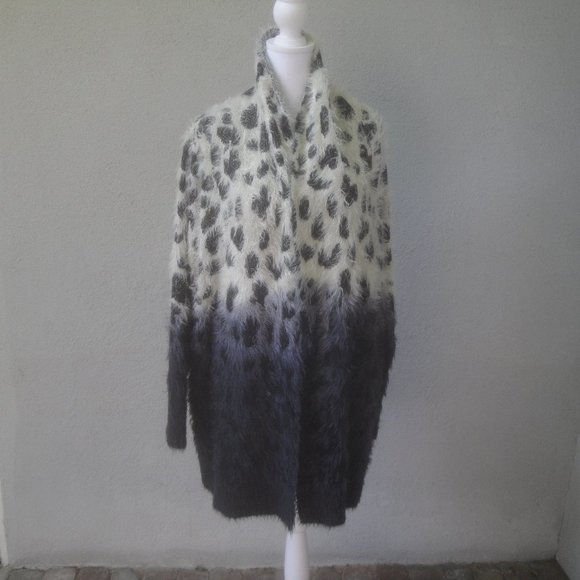 Oliver Sweater Cardigan Fuzzy Soft Open Front Animal Print Black-Cream XL - Picture 7 of 8